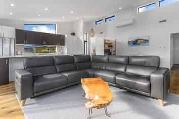 4 Kaiwaru Place, WAIKANAE