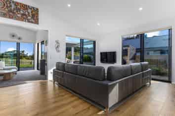 4 Kaiwaru Place, WAIKANAE