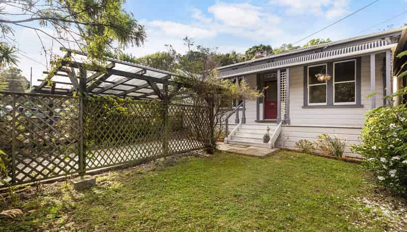 231 Ohiro Road, Brooklyn
