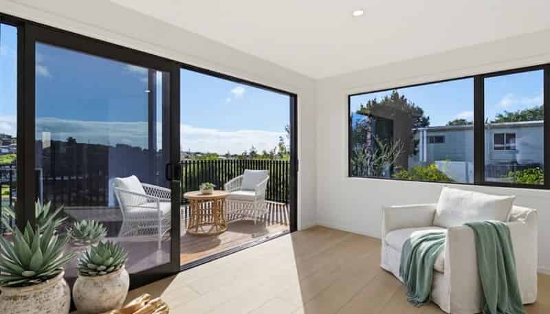 8a Cedar Terrace, Stanmore Bay