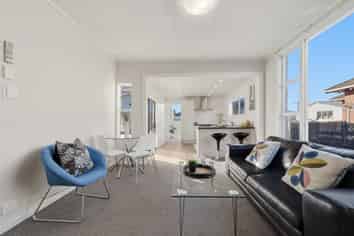 3 Churchill Street, Saint Kilda