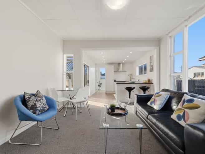3 Churchill Street, Saint Kilda