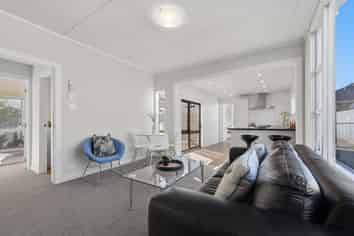 3 Churchill Street, Saint Kilda