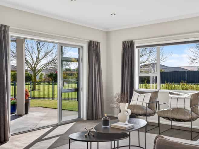 7 Donald Place, Frimley