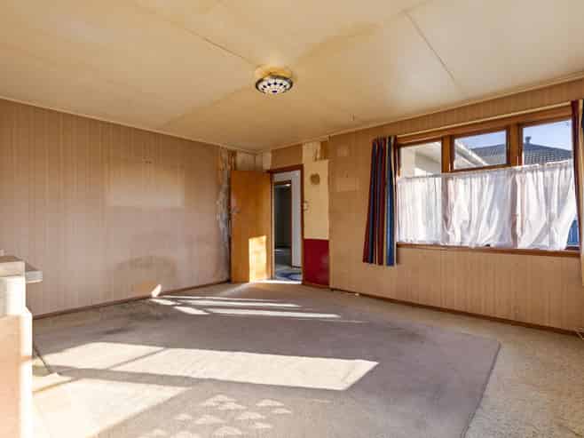 210 Vogel Street, Roslyn