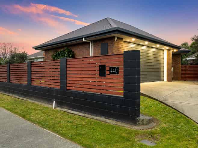 44C Kathleen Crescent, Hornby