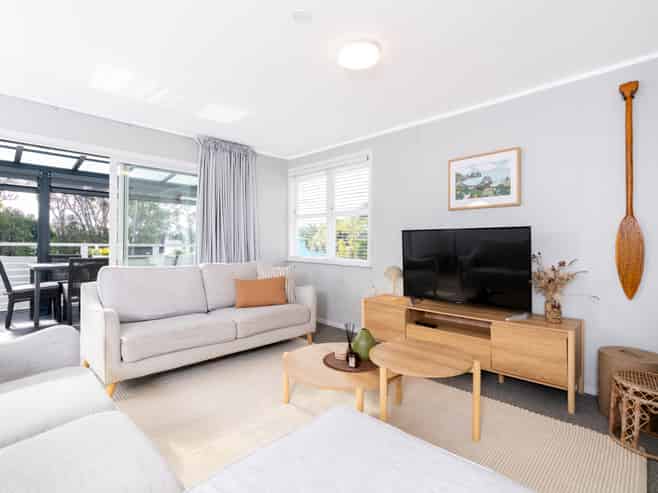 49 Government Road, Raglan