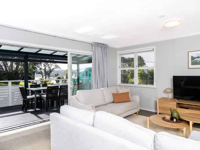 49 Government Road, Raglan