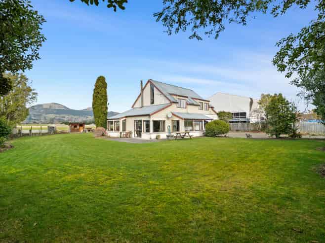83 Bush Road, Mosgiel