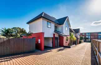 2/24 Miro Street, New Lynn
