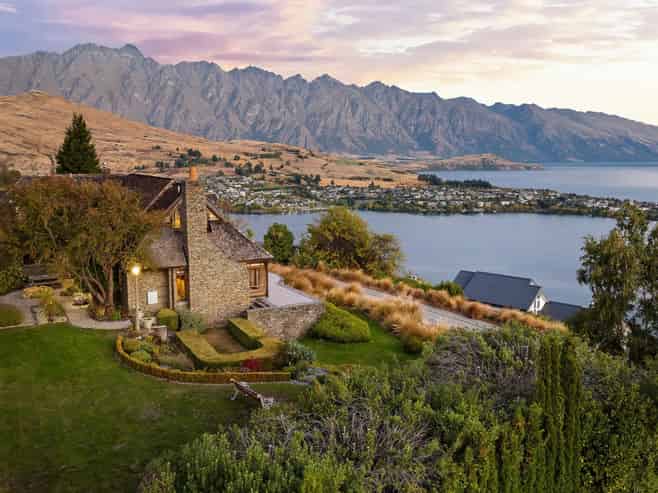 50 Edinburgh Drive, Queenstown