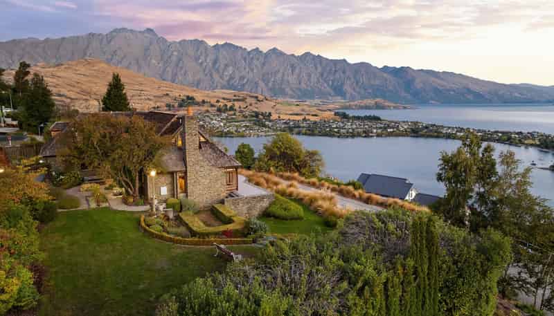 50 Edinburgh Drive, Queenstown
