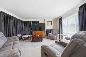 5 Woodgers Way, Somerville