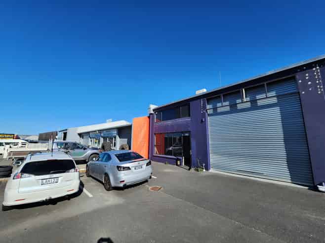 Well Presented Industrial Unit