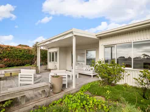 116 Koutunui Road, Athenree
