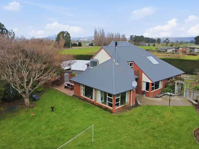 9 Huntly Road, Outram