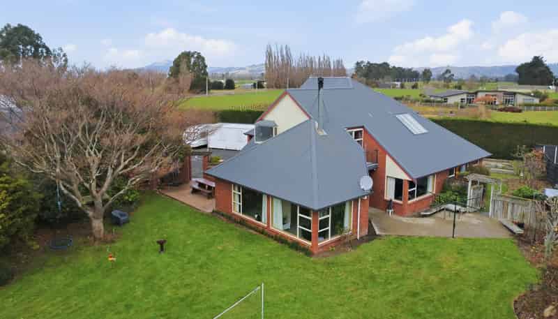9 Huntly Road, Outram