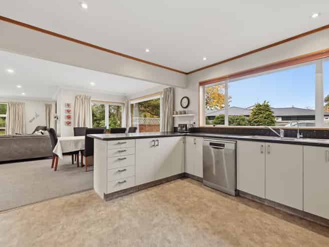 9 Huntly Road, Outram