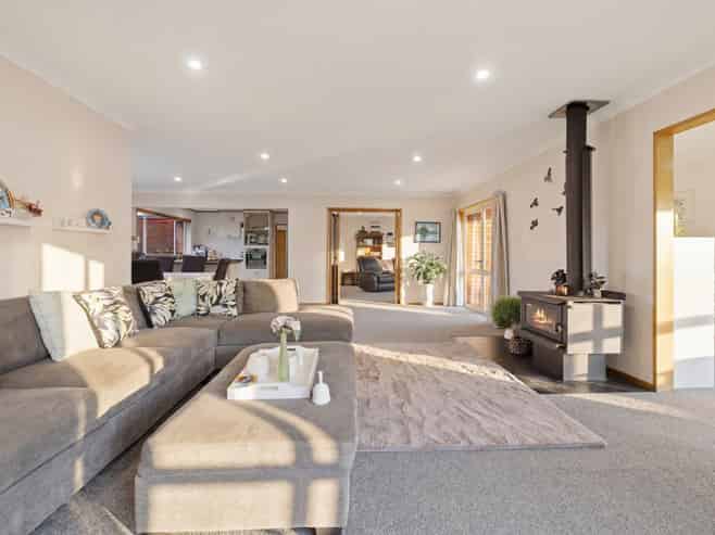 9 Huntly Road, Outram