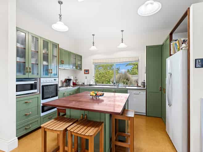 60 Lindsay Road, Levin