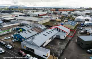 Tidy industrial warehouse on Austin Street