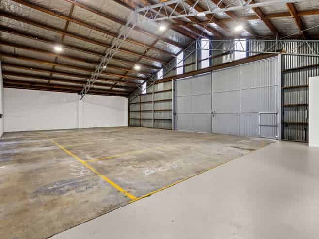 Tidy industrial warehouse on Austin Street