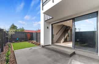 9/200 Main North Road, Redwood