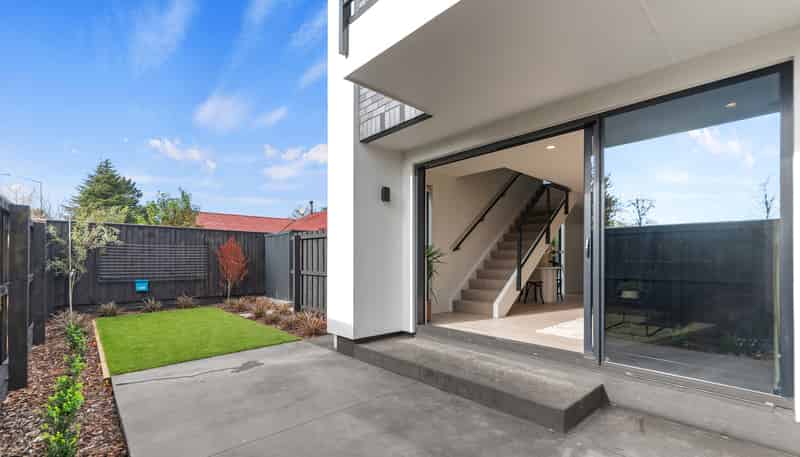 9/200 Main North Road, Redwood