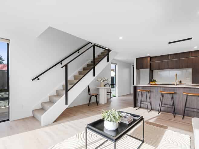 9/200 Main North Road, Redwood