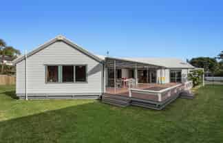 96a Ocean Road, Ohope