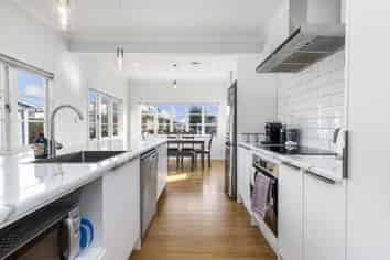 10 Wha Street, Frankton