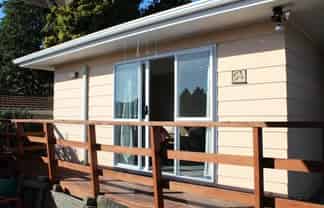 Studio/64f Leinster Av, Raumati South