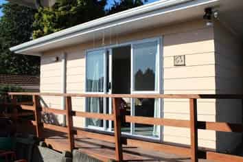 Studio/64f Leinster Av, Raumati South