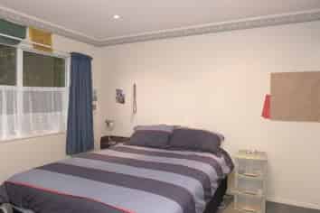 Studio/64f Leinster Av, Raumati South