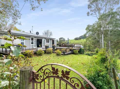 2112 SH25 Tairua Whitianga Highway, Coroglen
