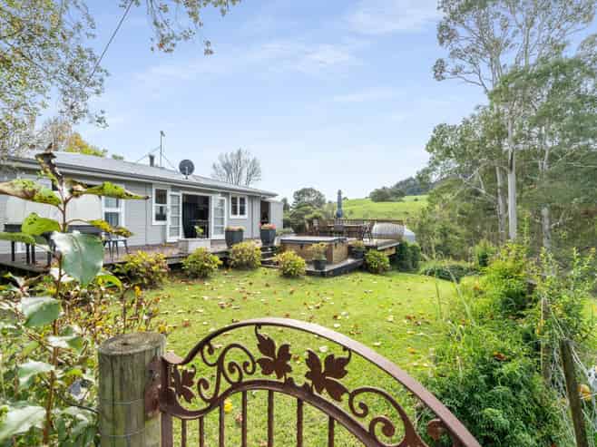 2112 SH25 Tairua Whitianga Highway, Coroglen
