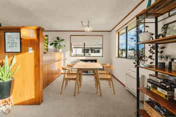 33A Otumoetai Road, Judea