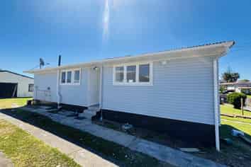 52 Watts Road, Manurewa