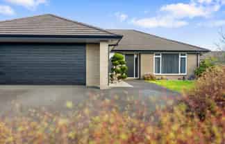 19 Mortlake Heights, Pyes Pa