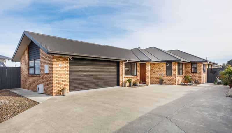 12 Lorenzo Place, Kelvin Grove