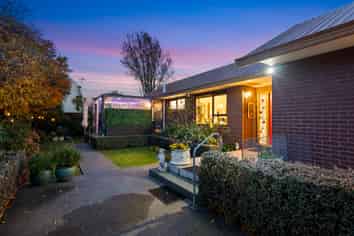 212 Maidstone Road, Avonhead