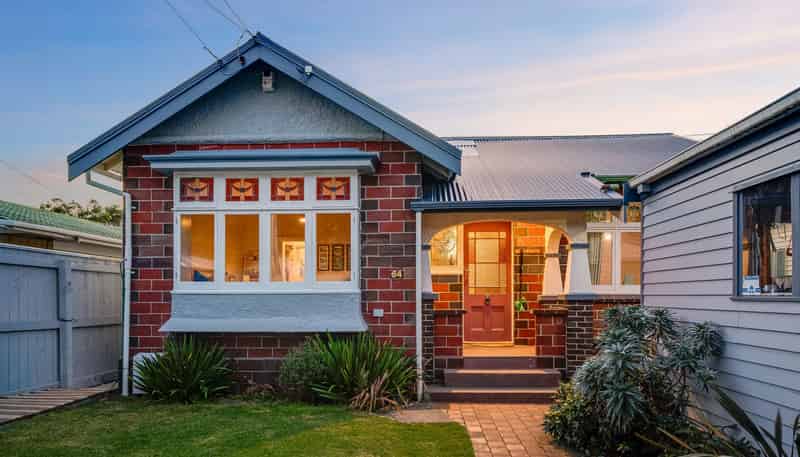 64 Oroua Street, Eastbourne