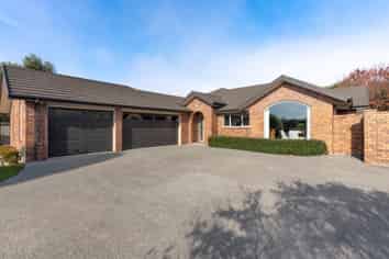 8 Saddleback Green, Halswell