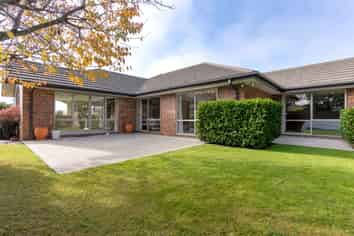 8 Saddleback Green, Halswell