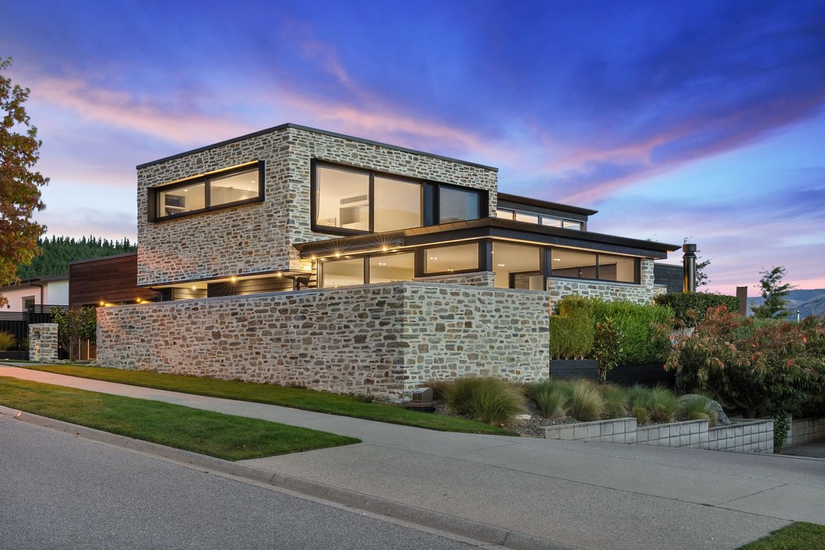 Elevated Design, Enduring Views, Wanaka