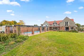 15A Clyde Road, Fendalton
