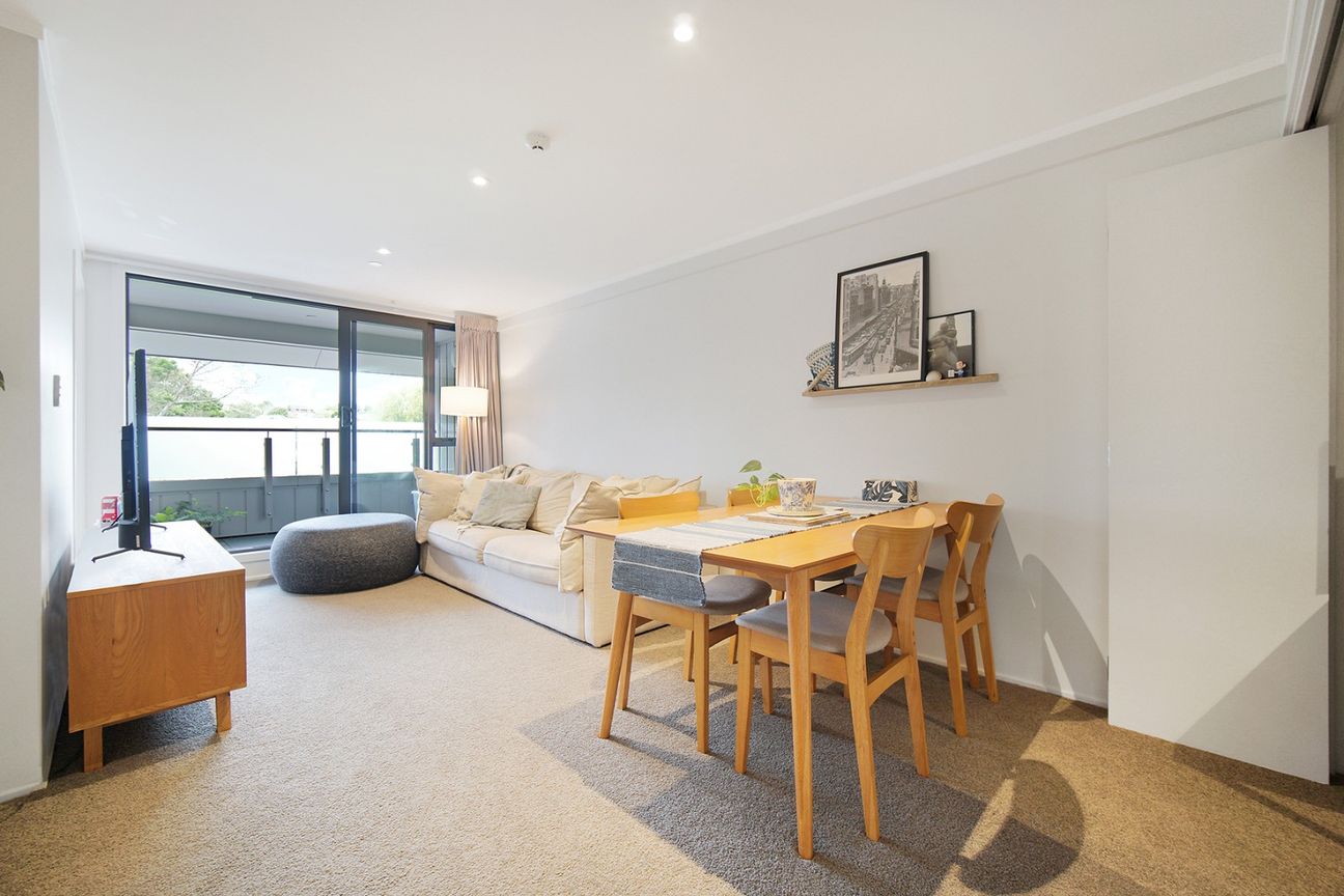 Sunny 1-Bedroom + Study Apartment with Car Park & Facilities – pohled 4