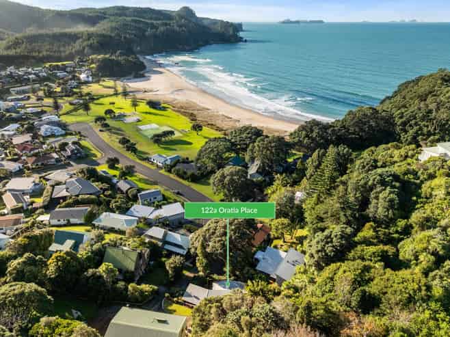 122A Oratia Place, Onemana
