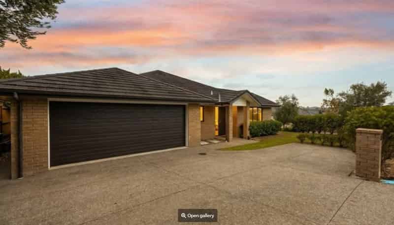 52 Madison Terrace, Silverdale