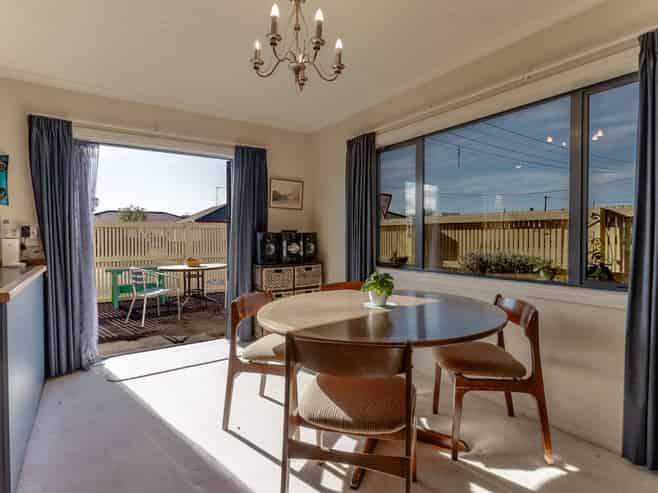 2B Garrison Street, Carterton